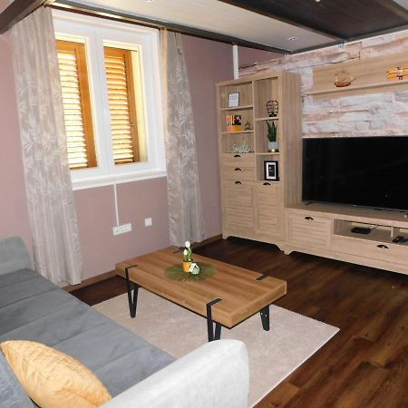 Modern Apartment Baco With Jacuzzi Šibenik Dış mekan fotoğraf