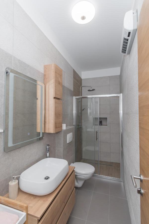 Modern Apartment Baco With Jacuzzi Šibenik Dış mekan fotoğraf